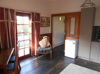 A Twist Of Willow - Accommodation Australia 7