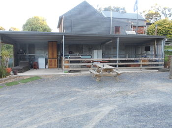 A Twist Of Willow - Accommodation Australia 23