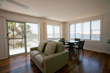 Emerald Views - Accommodation Australia 9