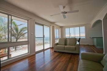 Emerald Views - Accommodation Australia 11