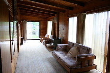 A Settler's Cottage - Local Tourism 0