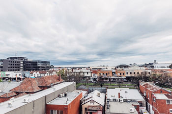 City Edge Box Hill - Australia Shopping 22