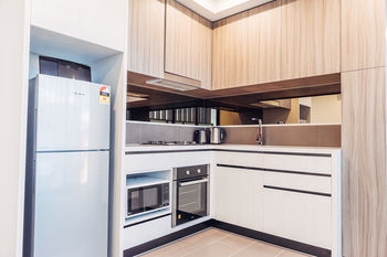 City Edge Box Hill - Australia Shopping 24