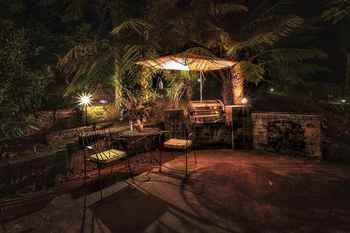 Aquila Nova Retreat - Bed n Breakfasts 0