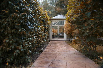 Aquila Nova Retreat - Bed n Breakfasts 8