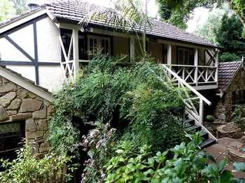 Aquila Nova Retreat - Bed n Breakfasts 13