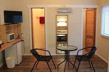 Tamworth Lodge Motel - Accommodation Australia 31
