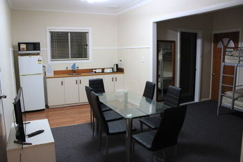 Tamworth Lodge Motel - Accommodation Australia 45