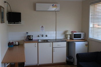 Tamworth Lodge Motel - Accommodation Australia 56