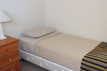 Tamworth Lodge Motel - Accommodation Australia 57
