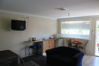 Tamworth Lodge Motel - Accommodation Australia 80