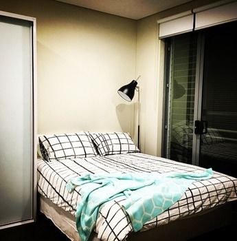 Bespoke Creative Serviced Apartments - Accommodation Australia 7