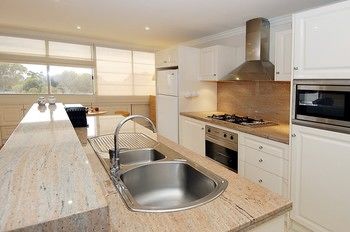 Neutral Bay 46 Young Furnished Apartment - Accommodation Australia 4