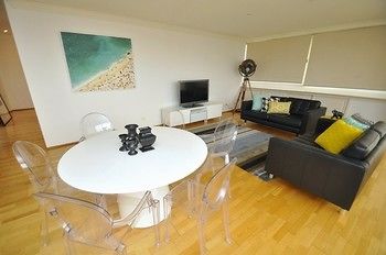 Neutral Bay 46 Young Furnished Apartment - Accommodation Australia 8