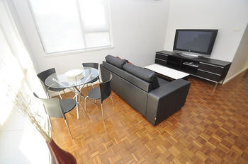 Neutral Bay 9 Bent Furnished Apartment - Australia Shopping 1