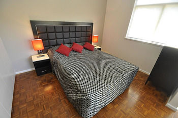 Neutral Bay 9 Bent Furnished Apartment - Australia Shopping 5