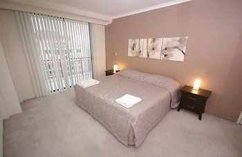 North Ryde 48 Font Furnished Apartment - Australia Shopping 2
