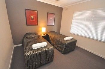 North Ryde 69 Melb Furnished Apartment - Australia Shopping 3