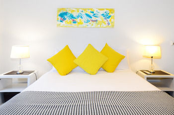 UrbanMinder @ Margeaux - Local Tourism 10