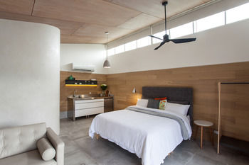 Studio 367 - Local Tourism 3