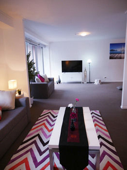 Anchor On Paramount - Australia Shopping 14