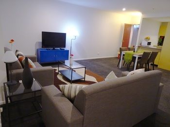 Anchor On Paramount - Australia Shopping 16