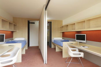 RMIT Village - Accommodation Australia 4