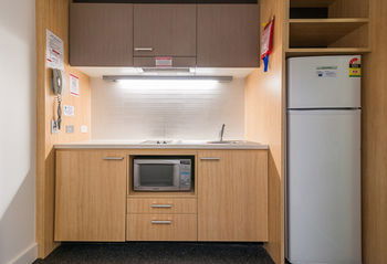 RMIT Village - Accommodation Australia 14
