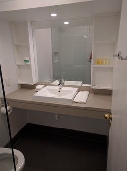 RMIT Village - Accommodation Australia 20
