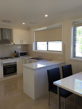 Ivy Units Glen Waverley - Australia Shopping 7