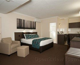 Comfort Inn And Suites Robertson Gardens - Accommodation Australia 2