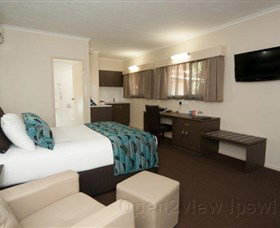 Comfort Inn And Suites Robertson Gardens - Accommodation Australia 1