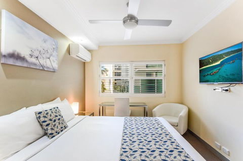 Redvue Luxury Apartments - Local Tourism 1