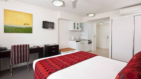 BEST WESTERN PLUS Cairns Central Apartments - Accommodation Australia 1