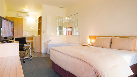 BEST WESTERN Airport Motel And Convention Centre - Accommodation Australia 1