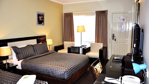 BEST WESTERN Airport Motel And Convention Centre - Accommodation Australia 3