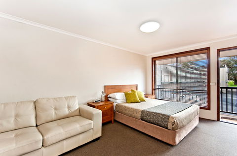 BEST WESTERN Tudor Motor Inn - Local Tourism 2