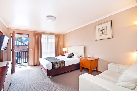 BEST WESTERN Tudor Motor Inn - Local Tourism 11