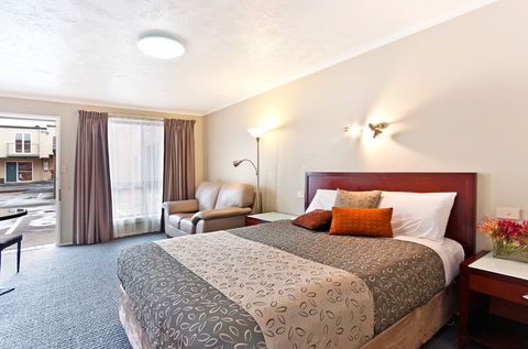 BEST WESTERN Tudor Motor Inn - Local Tourism 13