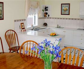 Addlestone House Bed & Breakfast - Local Tourism 3
