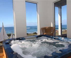 Saltwater Sunrise - Accommodation Australia 4