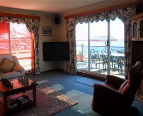 Alice Beside The Sea - Local Tourism 3