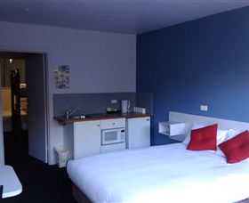 Waterfront Lodge Motel - Accommodation Australia 2