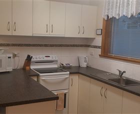 Silwood Park Holiday Unit - Local Tourism 2