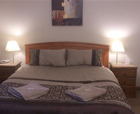 Silwood Park Holiday Unit - Local Tourism 3