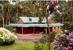 St Clairs Luxury Accommodation - Local Tourism 0