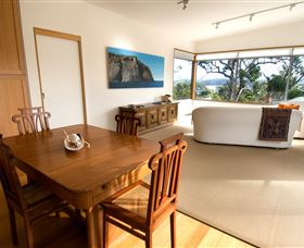 Bruny Island Experience - Local Tourism 1