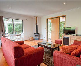 Parnella Kettering Accommodation - Local Tourism 4
