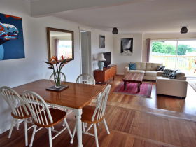 Seaview House Ulverstone - Accommodation Australia 1