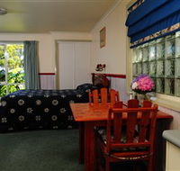 Crays Accommodation - Innes Street - Local Tourism